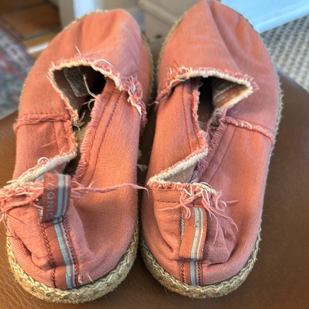 Vionic Pink Espadrille Flats